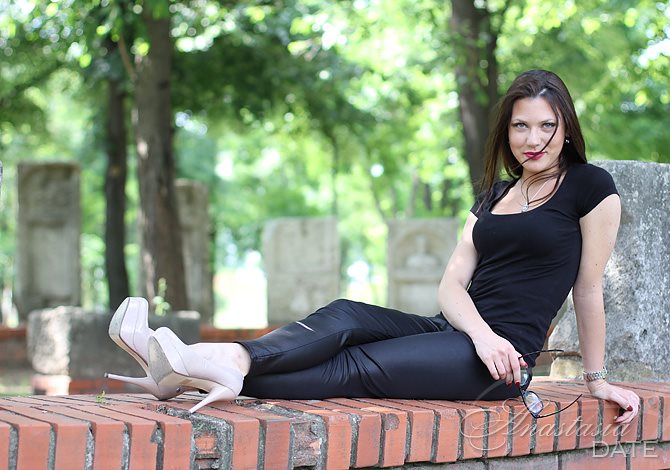 Sandra romain sloppy blowjob Teen tube teen girl hooks